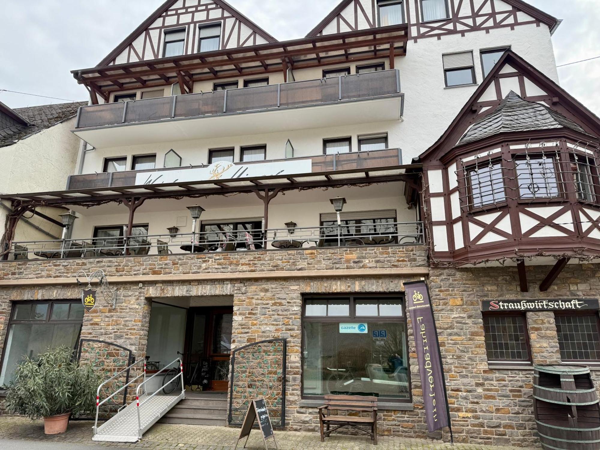 Weinhaus Hirschen Bruttig Hotel Buitenkant foto