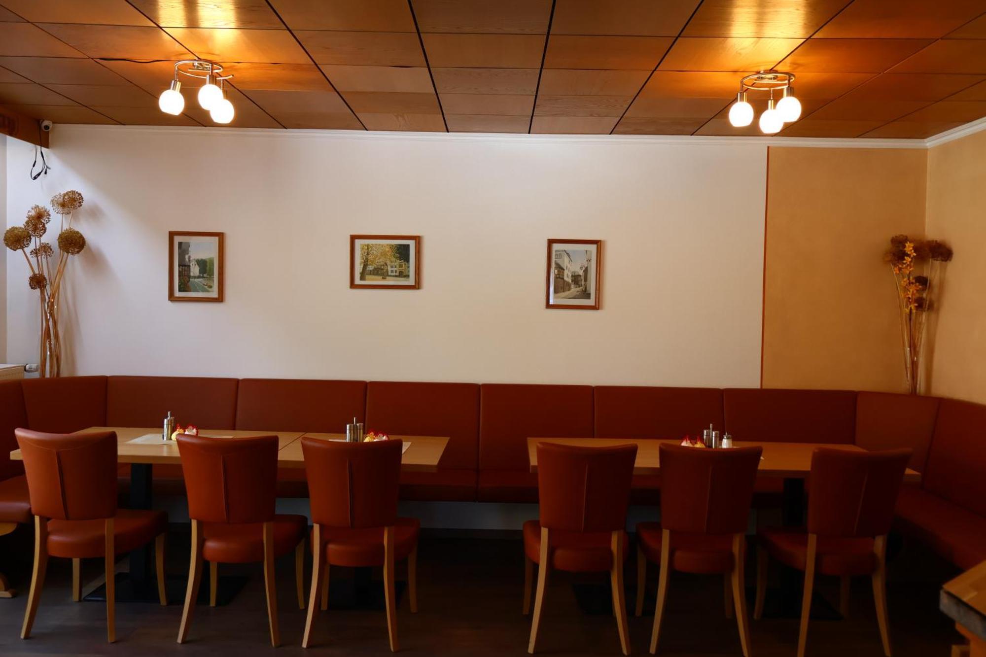 Weinhaus Hirschen Bruttig Hotel Buitenkant foto